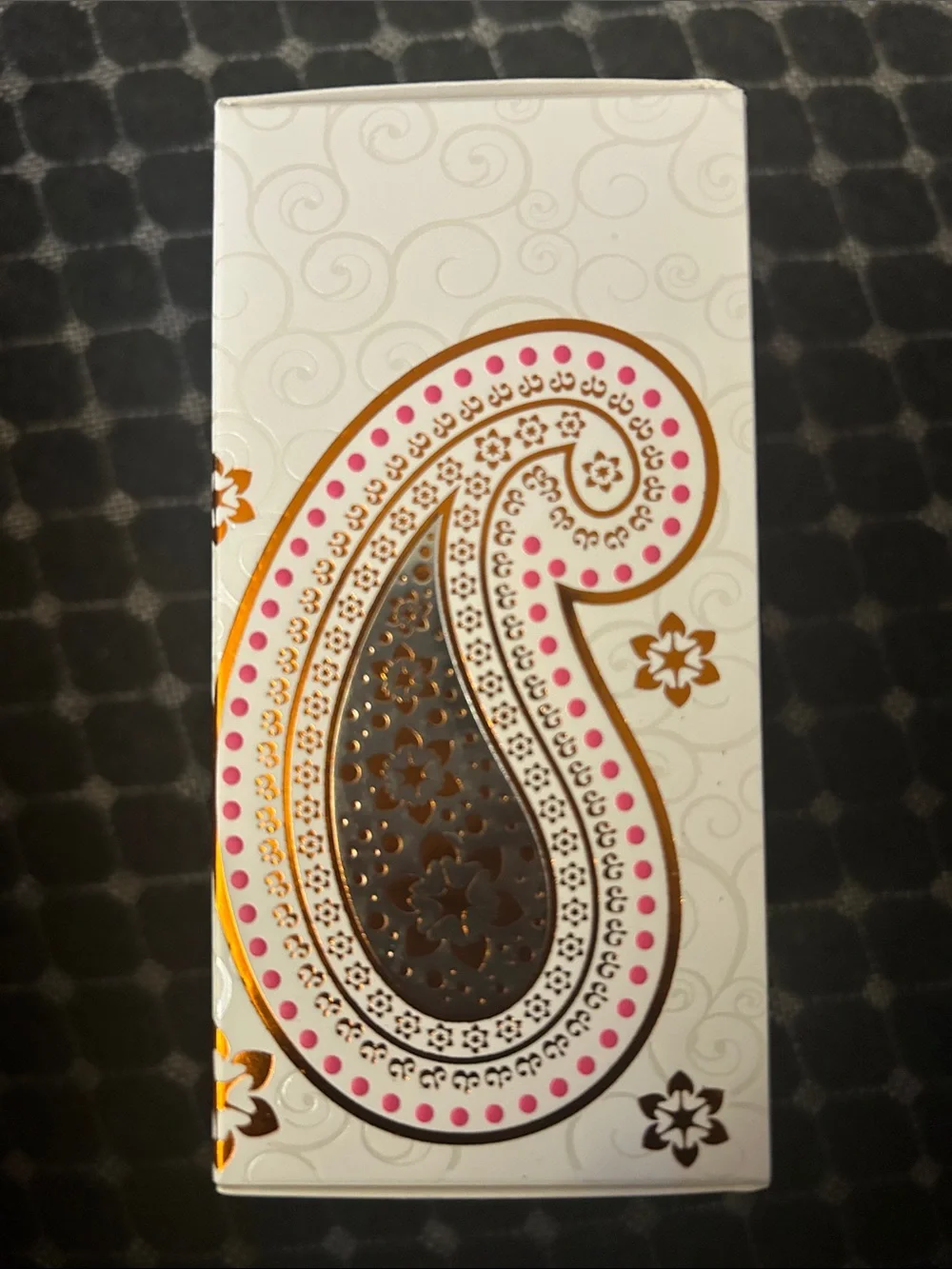 Tajebni concentrated perfume oil with box brand new - Picture 2 of 4
